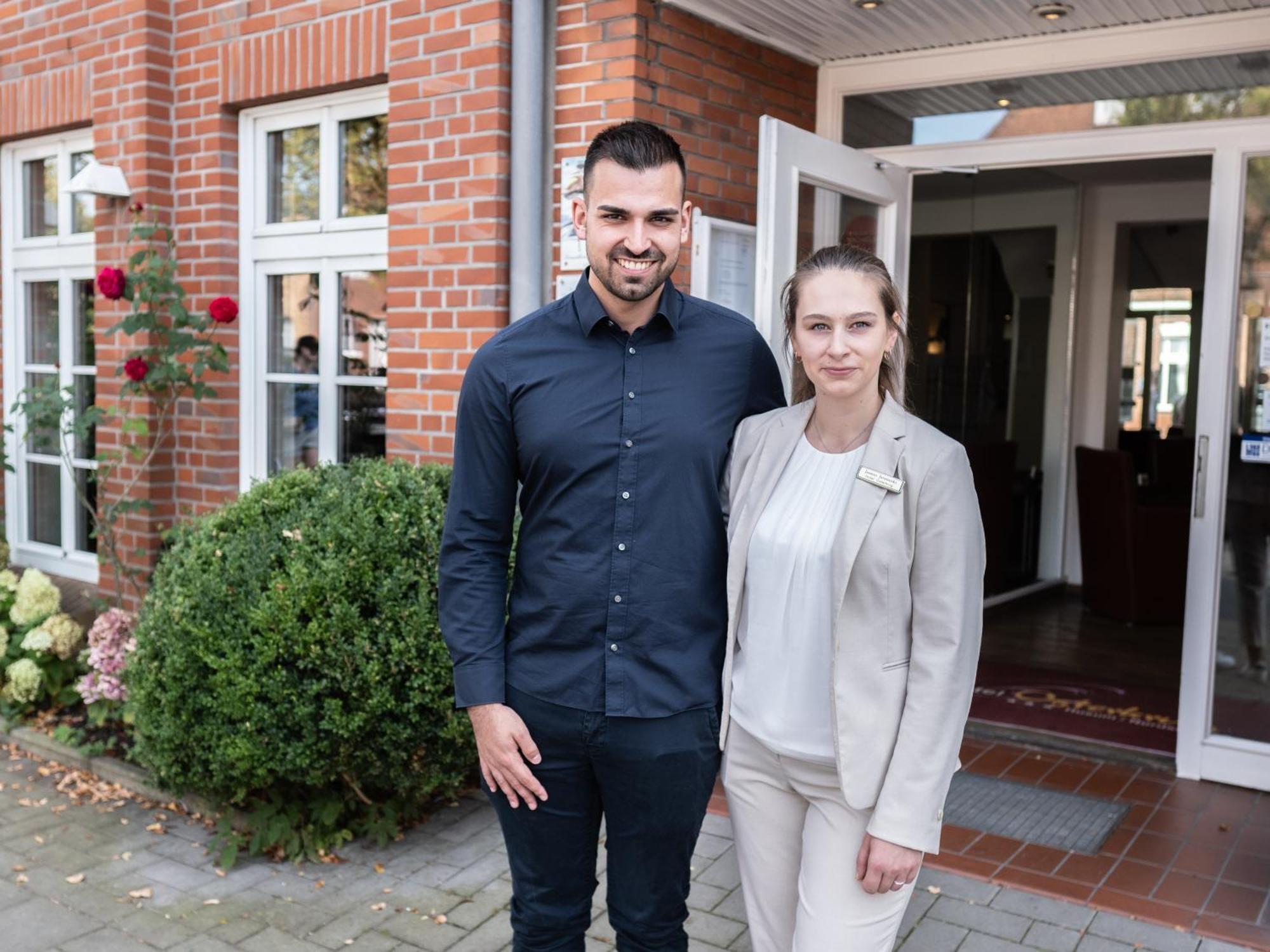 Hotel Osterkrug Husum  Bagian luar foto
